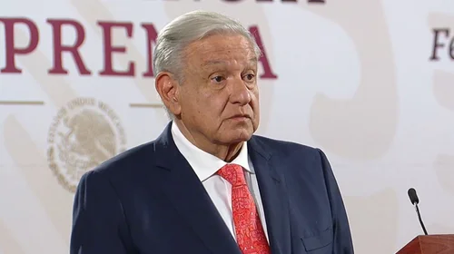 'Los engañan': AMLO a alumnos que protestaron por reforma al PJ