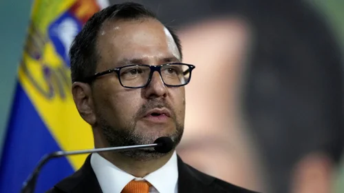 Venezuela dice a España: no permitirá injerencia en sus asuntos