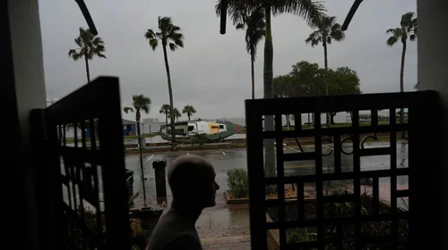 Al menos cuatro muertos deja Milton a su paso por Florida