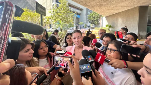 Asegura Mariana que enviaría propuestas de campaña a Adrián