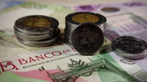 Economía mexicana tropieza 0.3% durante agosto