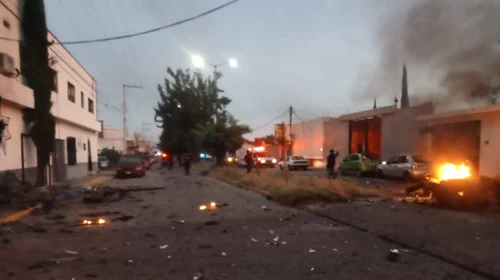 Estalla coche bomba afuera de SSP de Acámbaro, Guanajuato