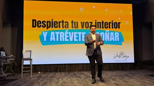 Revelan relación de voz como clave de comunicación intrapersonal