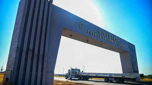 Aduana Colombia en NL extiende horario por caos en Nuevo Laredo