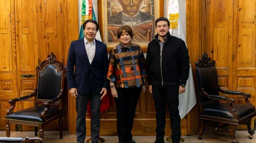 Se reúne Samuel García con Mario Delgado en Palacio de Gobierno