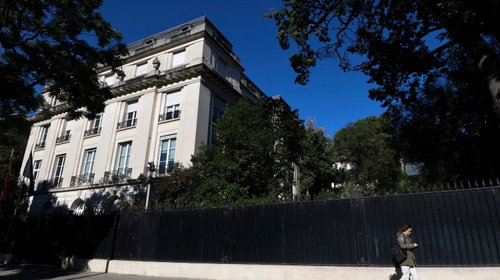 España retira a embajadora de Argentina; disparate, dice Milei