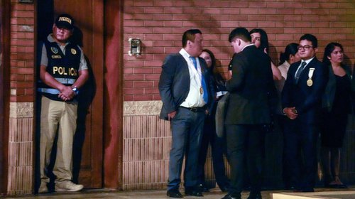 Allanan casa de presidenta de Perú por enriquecimiento ilícito