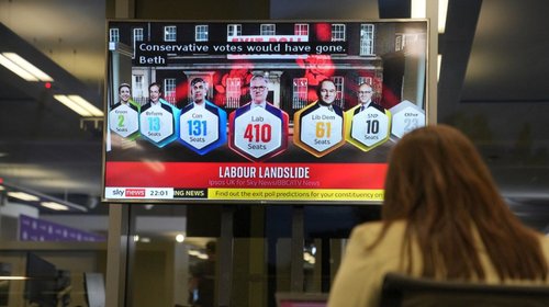 Laboristas arrasan en elecciones de Reino Unido
