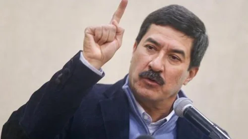 Javier Corral obtiene amparo temporal contra detención