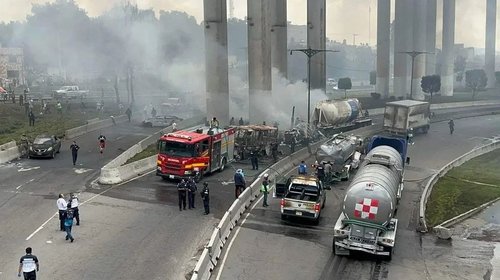 Suman 31 muertos de accidente de pipa en Iztapalapa