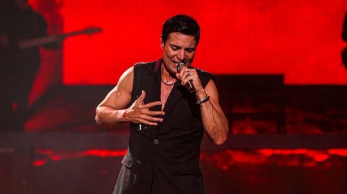 Deleita Chayanne a regios con su gira 'Bailemos Otra Vez'