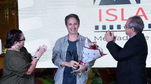 Gael García Bernal recibe el Coral de Honor en La Habana