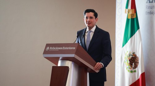 SRE niega que Trump pida destituir a gobernadores