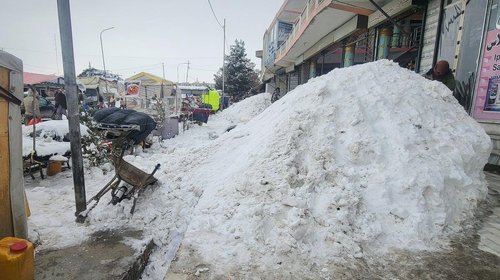 Nevadas y lluvias dejan más de 60 muertos en Afganistán