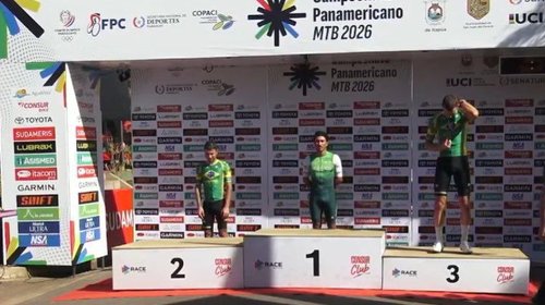 Gerardo Ulloa logra doble oro histórico en MTB de Ciclismo
