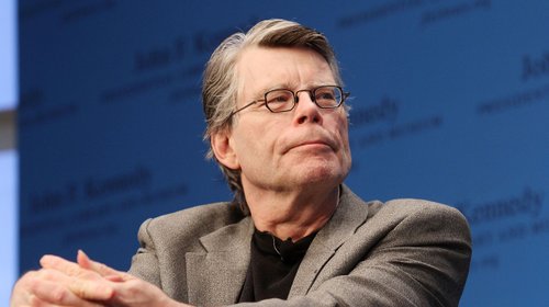 Stephen King es el autor más vetado en escuelas de EUA