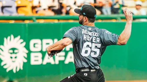 Saraperos de Saltillo logran 'no hitter' combinado