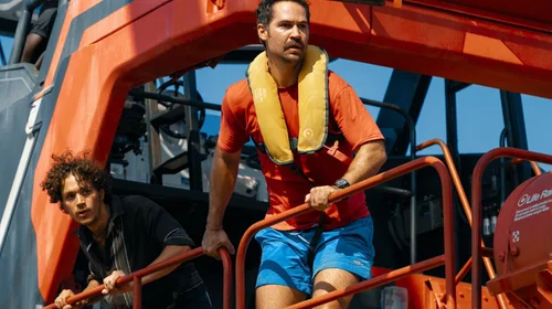 Manuel García-Rulfo brilla en 'Jurassic World Renace'