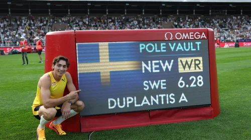 Duplantis establece nuevo récord mundial en salto con pértiga