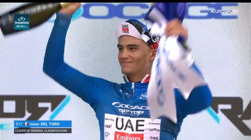 Isaac del Toro se viste de líder en la Tirreno-Adriático