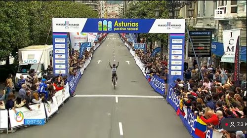 Mexicana conquista plata en Ciclismo de Pista en Malasia