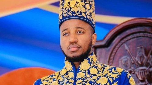 Muere a los 34 años Oyo Nyimba, el “rey niño” de Uganda