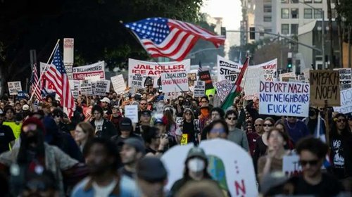 Segundo día de protestas masivas en EUA contra ICE