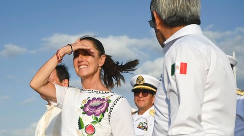 Inaugura Claudia Sheinbaum hospital naval de Yukalpetén