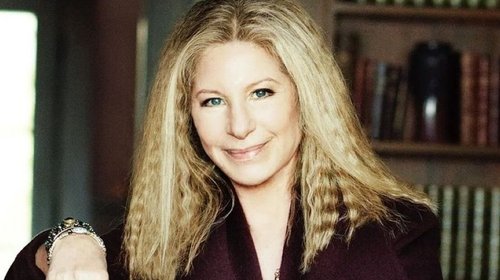 Barbra Streisand emociona a Cannes con mensaje en video