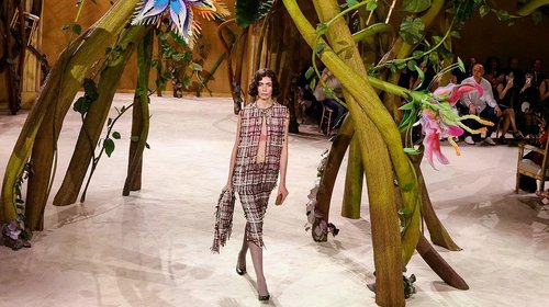 Chanel lleva los cuentos clásicos a la alta costura