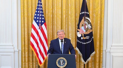 Trump amenaza a Irán tras muerte de soldados de EUA