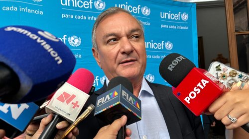 Por temor a clonación de franeleros, retrasan QR a vecinos FIFA
