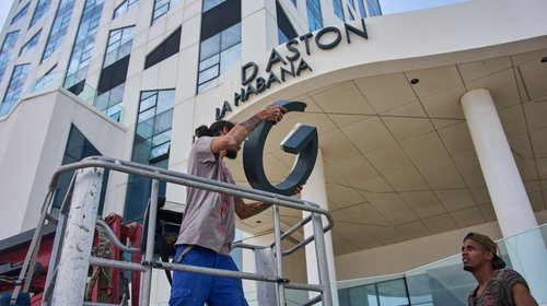 Cuba ofrece hoteles a empresarios locales por salida de EUA