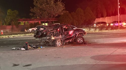 Identifican a hombre fallecido tras volcadura en Santiago