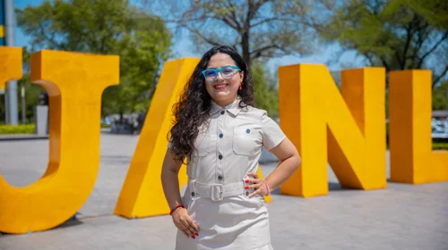 Maestra de la UANL asiste a la cumbre mundial sobre el clima