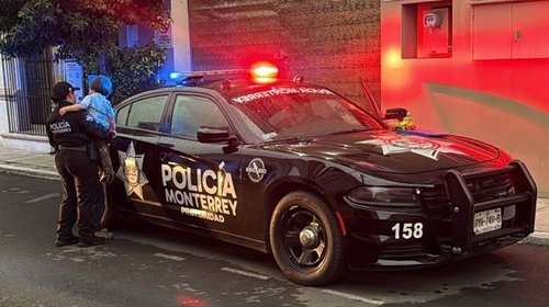 Policía Turística rescata a menores abandonados en Monterrey