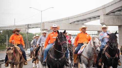 Samuel García encabeza la Mega Cabalgata Norteña 2026