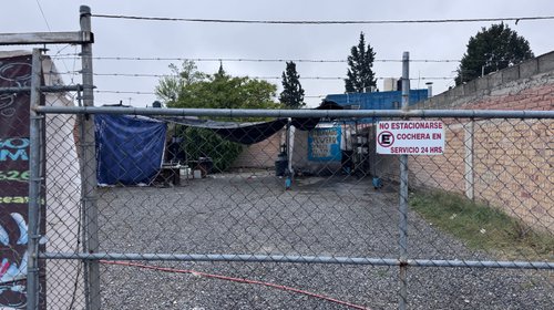 Recuperan en camioneta robada en autolavado de Saltillo