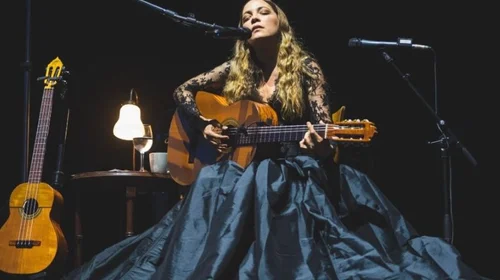 Natalia Lafourcade da gran despedida en su gira por Europa