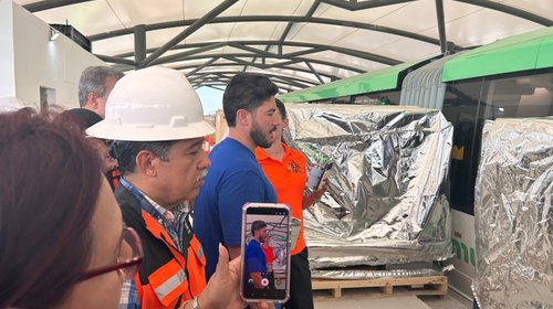Samuel García supervisa prueba del monorriel de Línea 6 del metro
