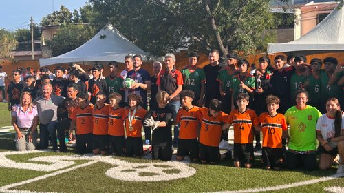 Inaugura Samuel García cancha 550 en primaria de Guadalupe