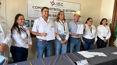 Eduardo Medrano es acreditado como diputado local electo