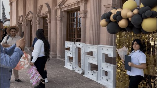 Graduaciones generan importante gasto para las familias