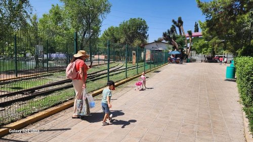  Padres buscan opciones para mantener ocupados a niños 