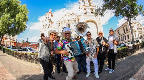 Alista Azukere una canción inspirada en Saltillo