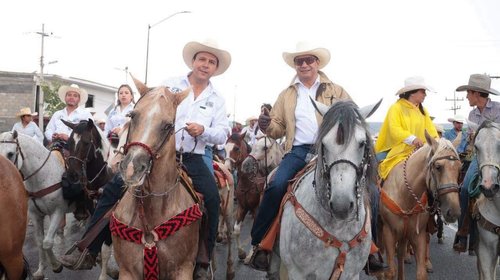 Celebran la tradicional cabalgata General Cepeda-Parras