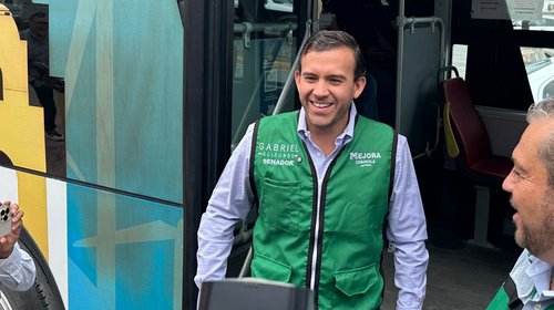 Gabriel Elizondo respalda a Hugo Dávila y Jorge Piñones