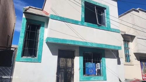 Se salvan del fuego, pero enfrentan demanda por invasión y daños