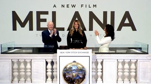 Melania Trump toca la campana de NYSE por su documental