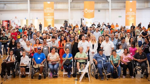 Entregan implantes cocleares y apoyos en Nuevo León